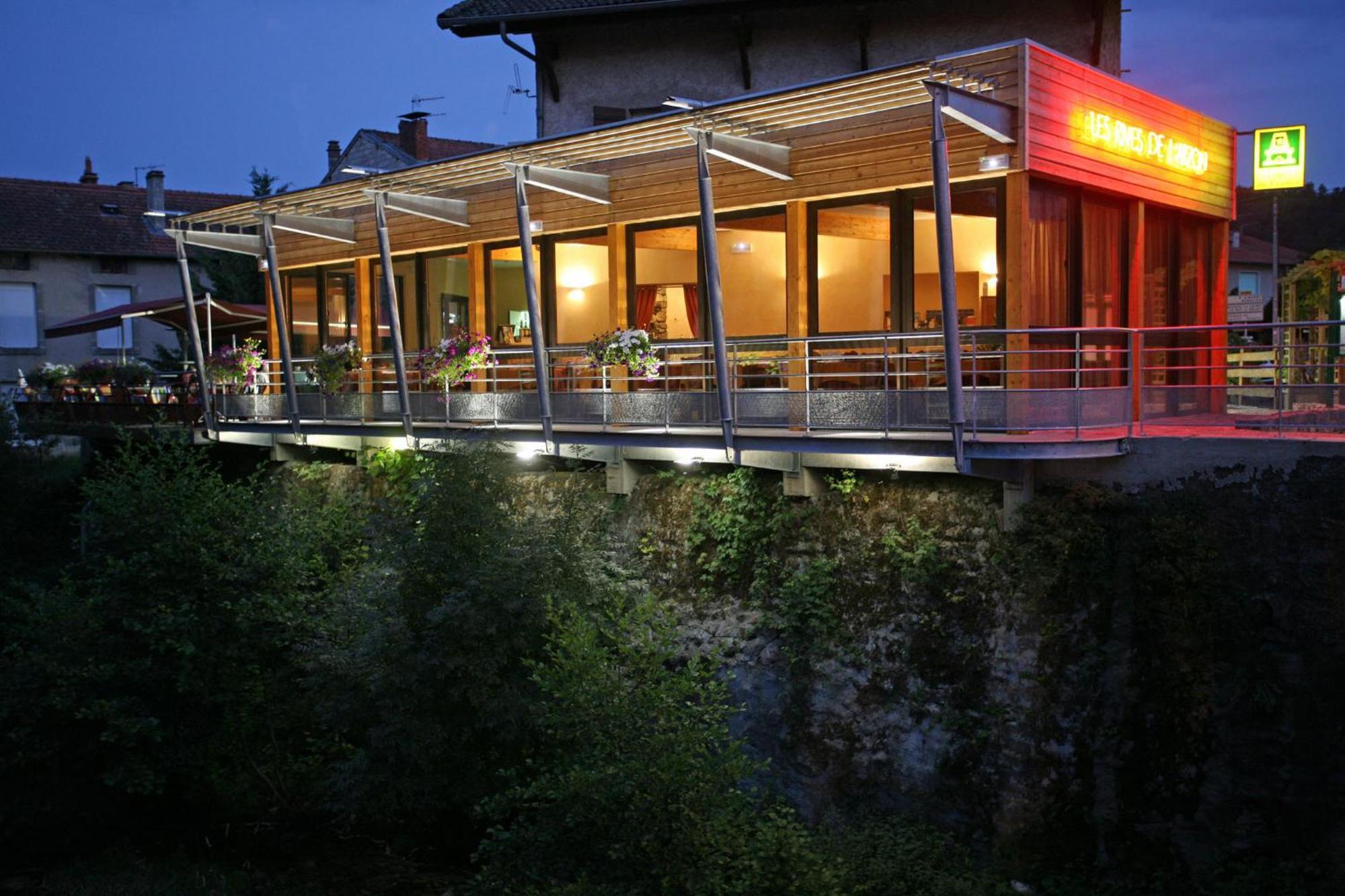 Logis Hotel Restaurant Auberge Les Rives De L'Arzon Vorey Exterior foto